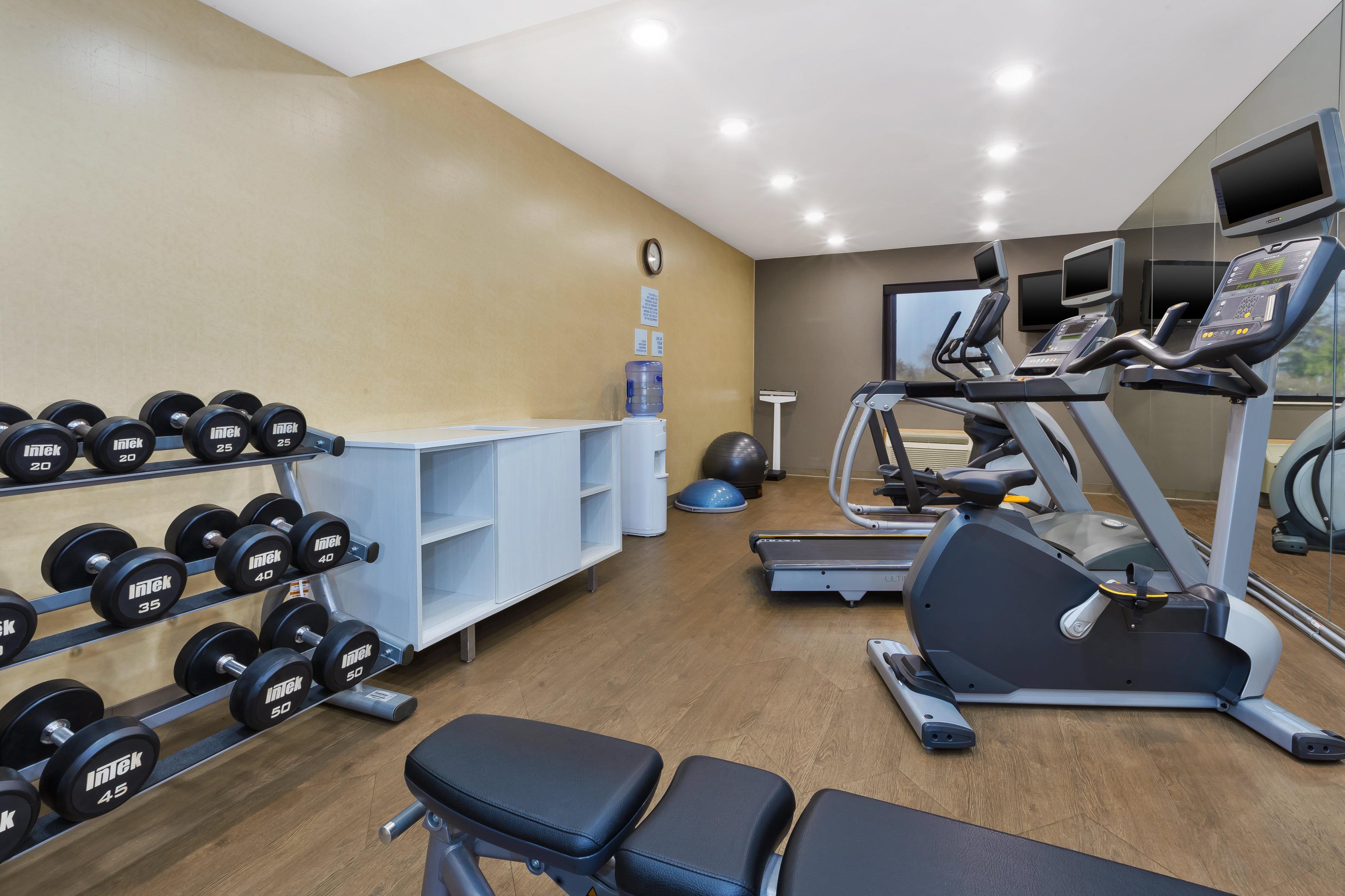 Holiday Inn Express Detroit-Warren/General Motors Technology Center By Ihg מראה חיצוני תמונה