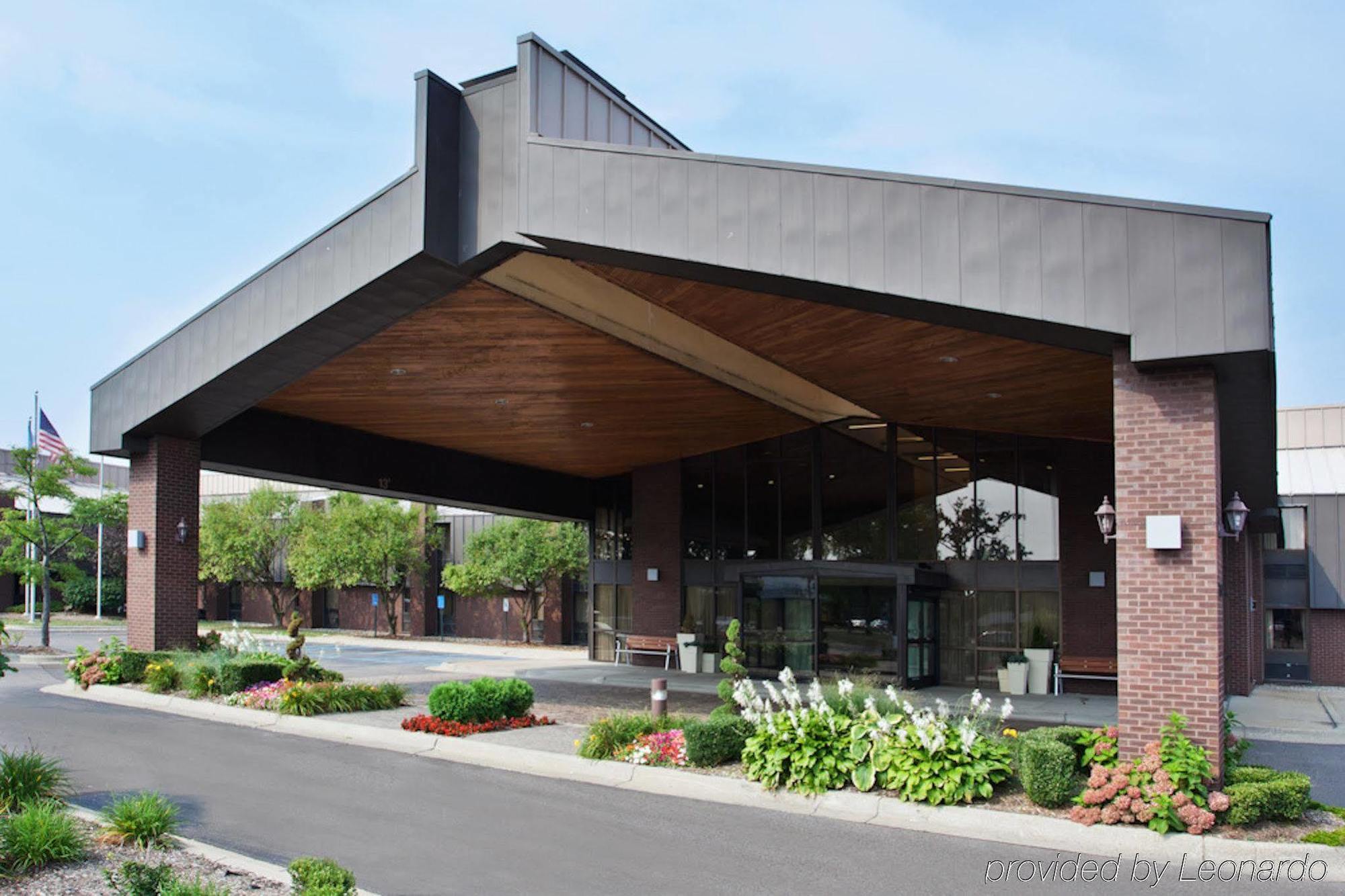 Holiday Inn Express Detroit-Warren/General Motors Technology Center By Ihg מראה חיצוני תמונה